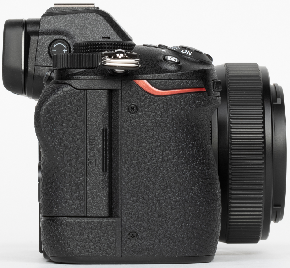 Complete Review of Nikon Z5: left view